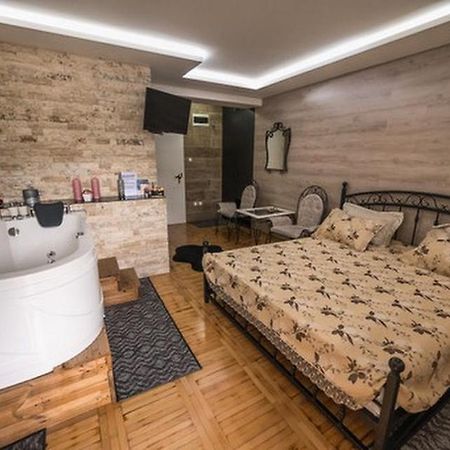 Banja Koviljača Onore Dell Amore Apartman Sa Djakuzijem מראה חיצוני תמונה