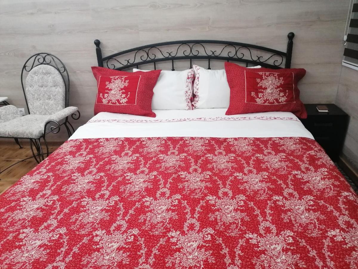 Banja Koviljača Onore Dell Amore Apartman Sa Djakuzijem מראה חיצוני תמונה