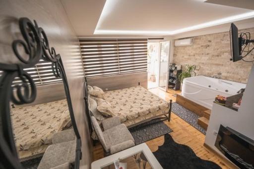 Banja Koviljača Onore Dell Amore Apartman Sa Djakuzijem מראה חיצוני תמונה